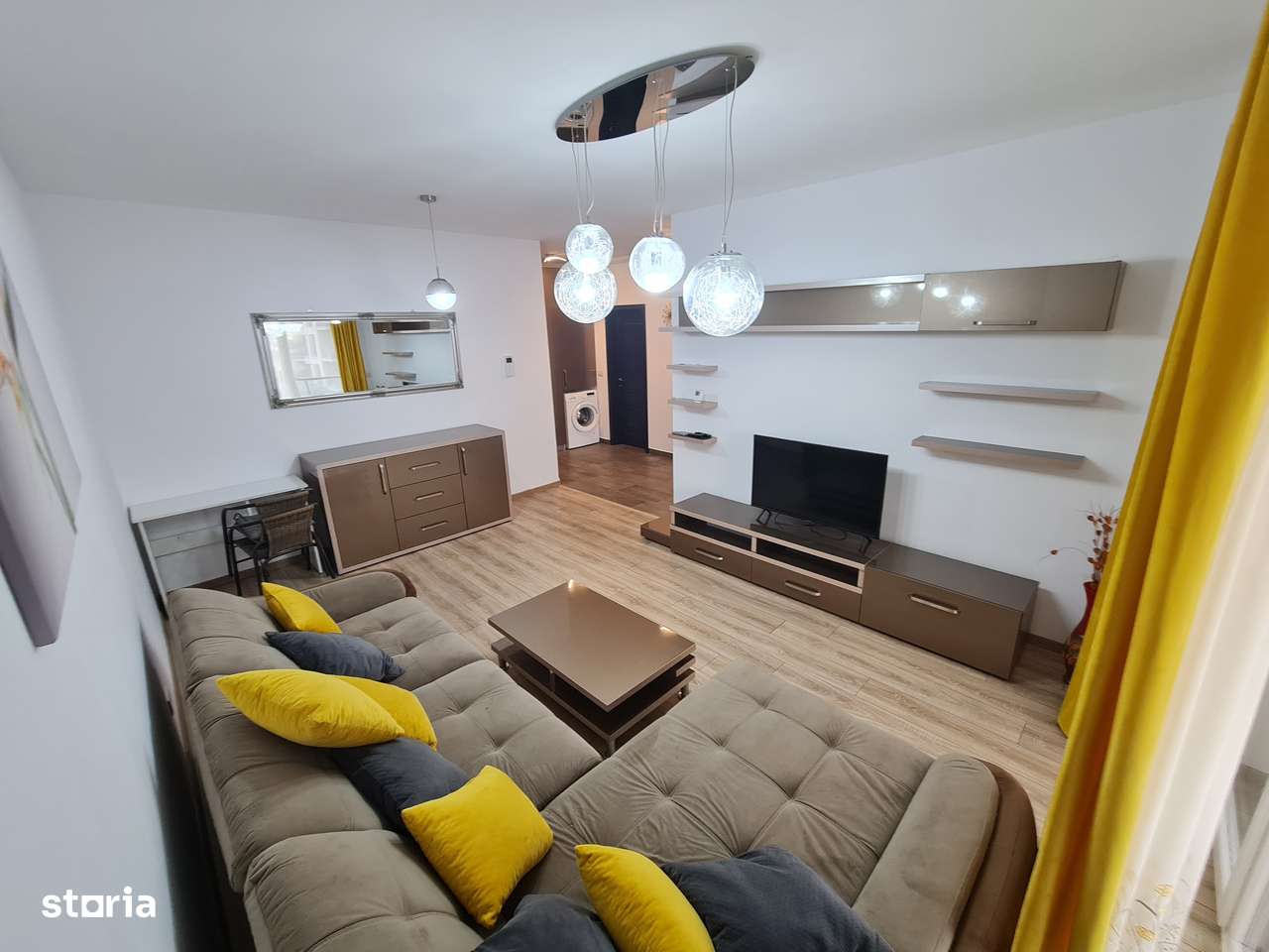 Inchiriez ap. 2 camere ADORA PARK LUX, Decomandat, Smart Tv Parcare! - Imagine principală: 5/20