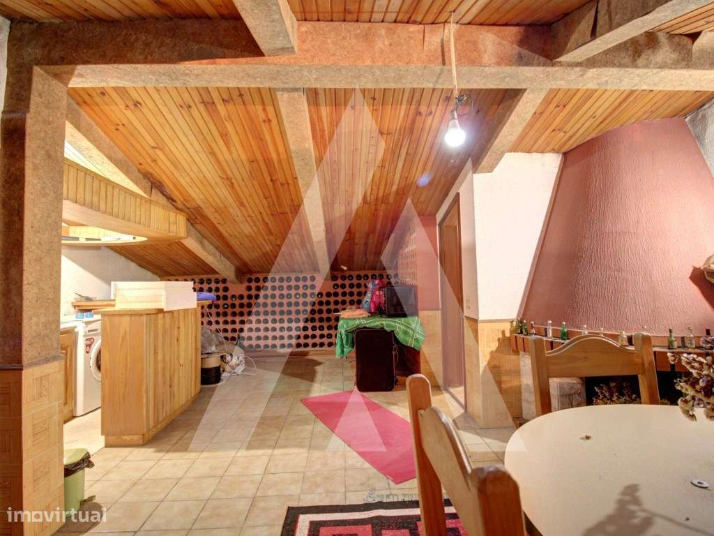 Apartamento T2, mobilado no centro de Oliveira do Bairro-18