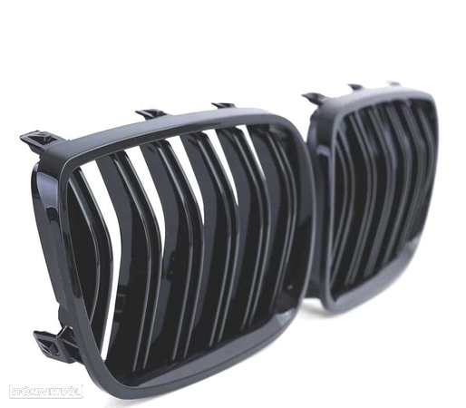 GRELHAS FRONTAIS DUPLAS PARA BMW X3 E83 06-11 PRETO BRILHANTE - 2