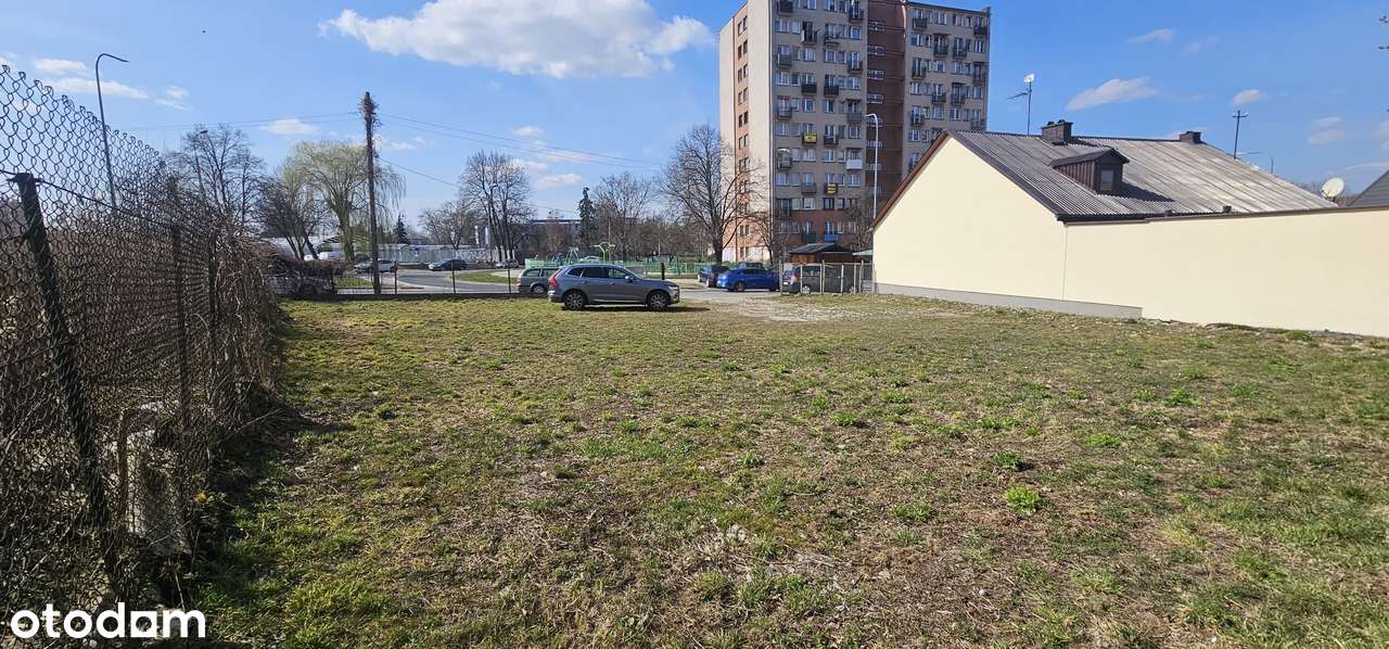 Plac 464 m² pod działalność – Centrum Radomia (przy Targowisku)