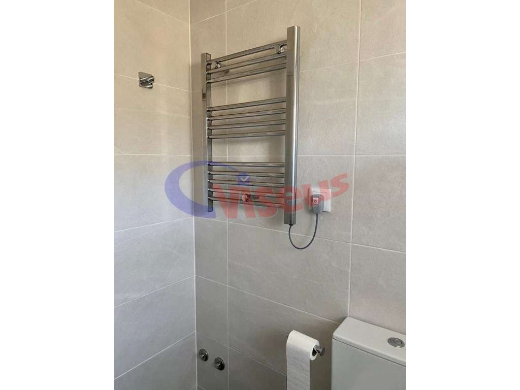 Apartamento T2 Penthouse Mobilado-32