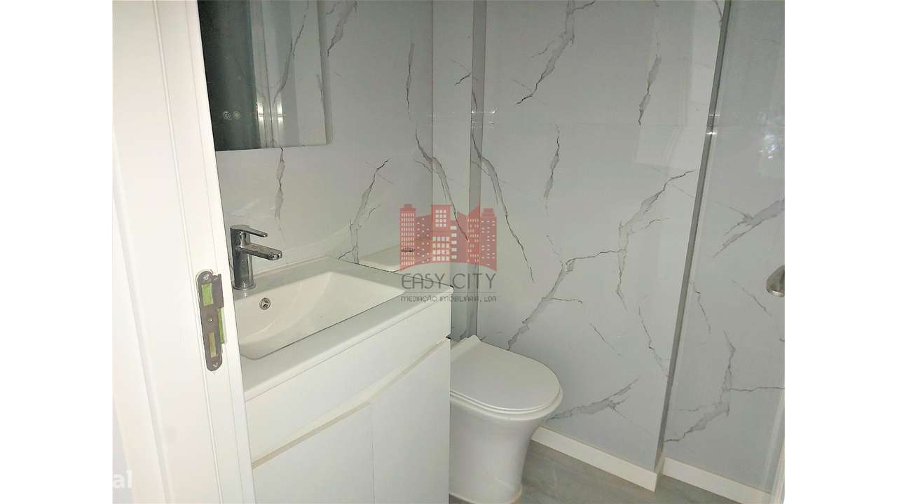 Apartamento T2 | 56M2 | Benfica | Lisboa-12