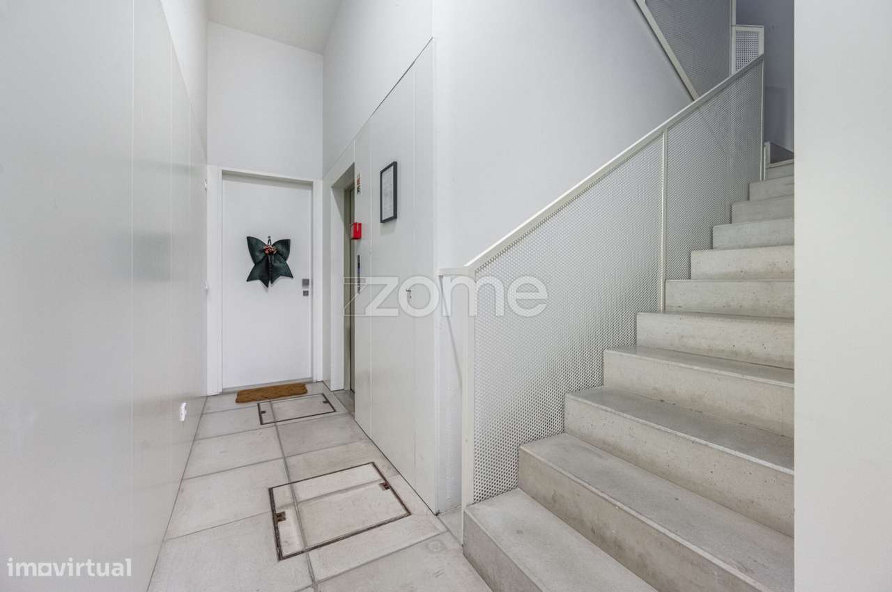 Apartamento T0 mobilado c/ mezzanine e varanda| Campanhã, Porto - Grande imagem: 5/29