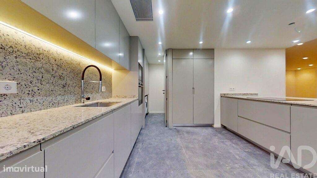 Apartamento T3 em Mafamude e Vilar do Paraíso de 142,00 m2 - Grande imagem: 4/22