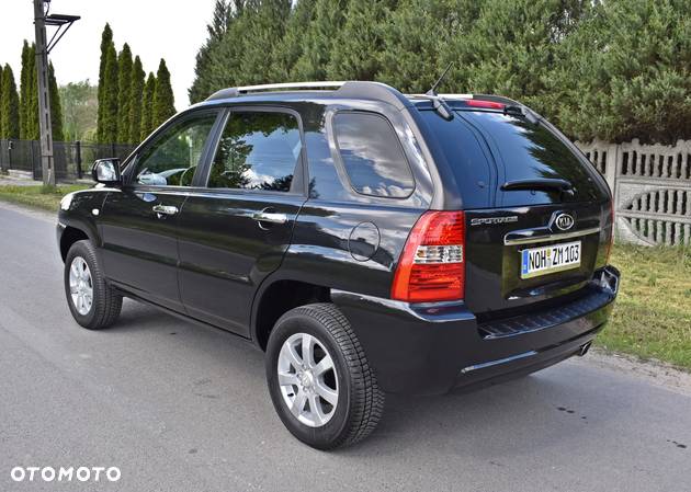 Kia Sportage 2.0 Tour - 2