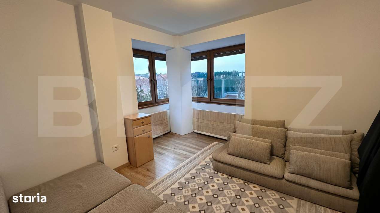 Apartament 4 camere, renovat si mobilat complet,  etaj 1, zona Centru - Imagine principală: 5/9