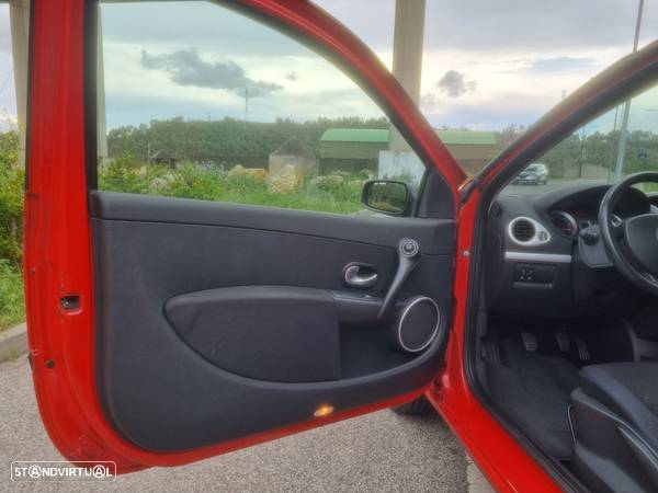 Renault Clio 1.5 dCi Dynamique S - 6