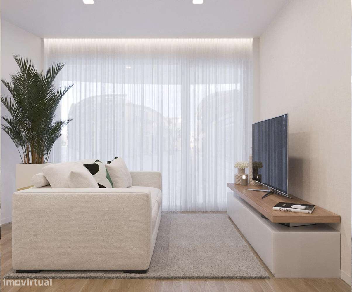 Excelente T1 com terraço e grande jardim-3