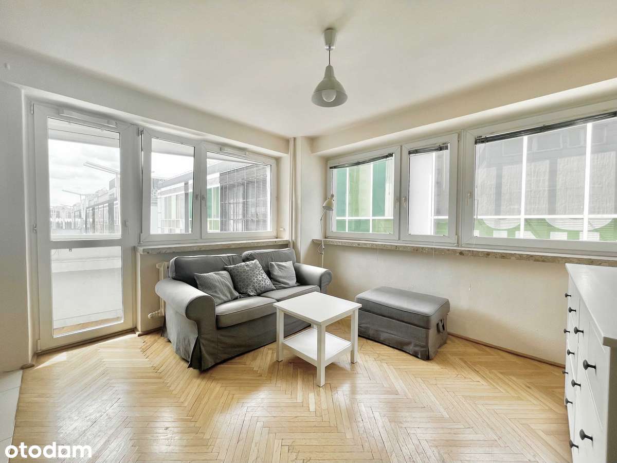 Słoneczne 2-pokojowe mieszkanie z balkonem. Metro Świętokrzyska - Pełny obrazek: 4/9