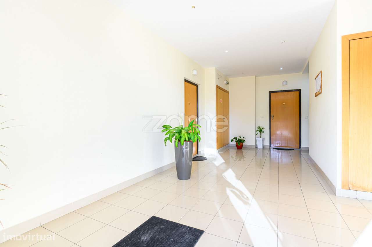 Apartamento T2 com varanda, elevador e garagem | Valongo - Grande imagem: 5/25