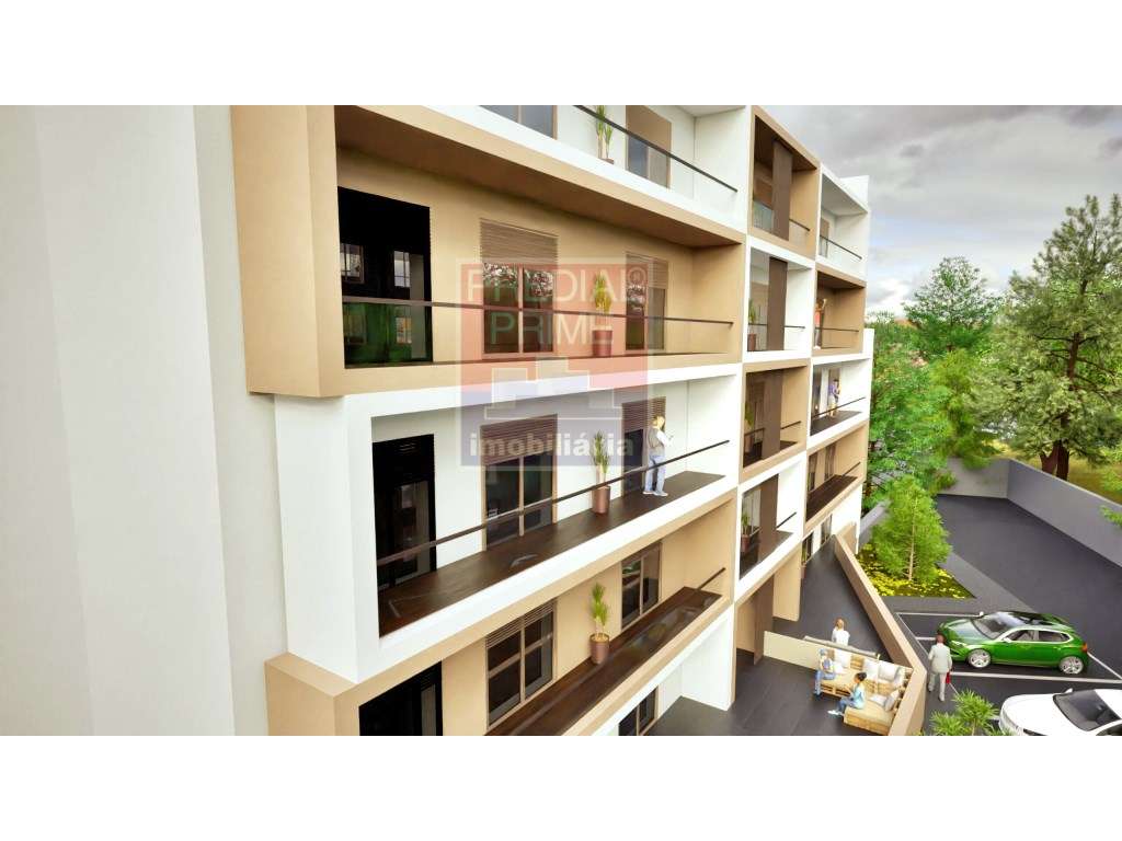 APARTAMENTO T3 NO CENTRO DE OLIVEIRA DE AZEMEIS-18