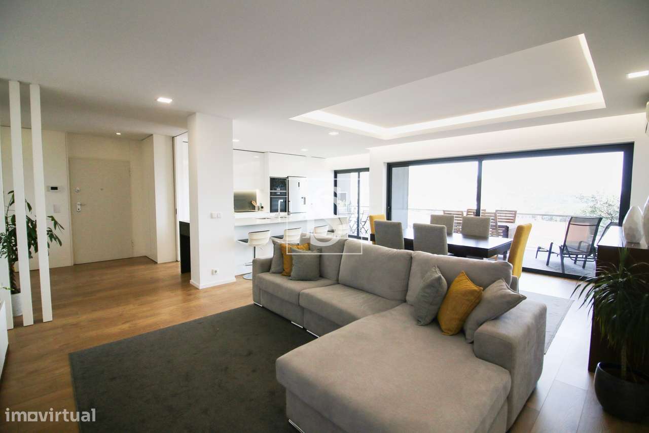 Apartamento T3 Varanda  de 20m², equipada com churrasqueira em Ferreir - Grande imagem: 4/34