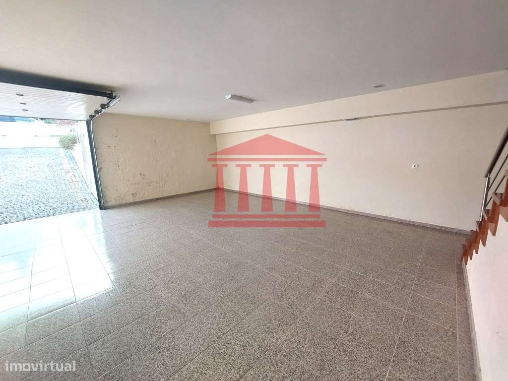 MORADIA V4 SEMINOVA-25