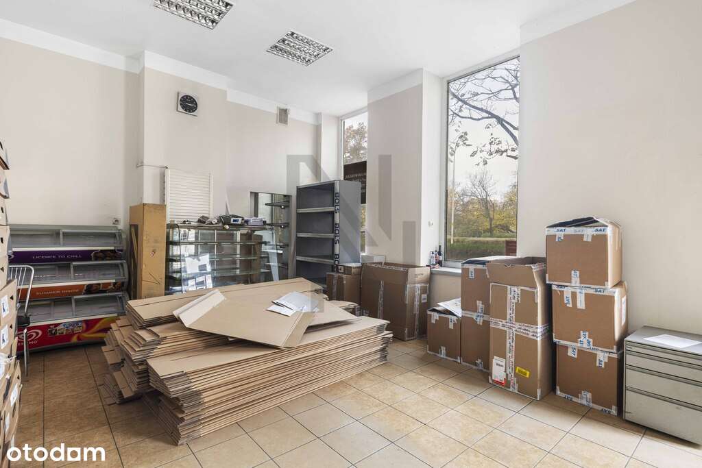 lokal z dużymi witrynami /112m2 /super lokalizacja - Pełny obrazek: 4/17