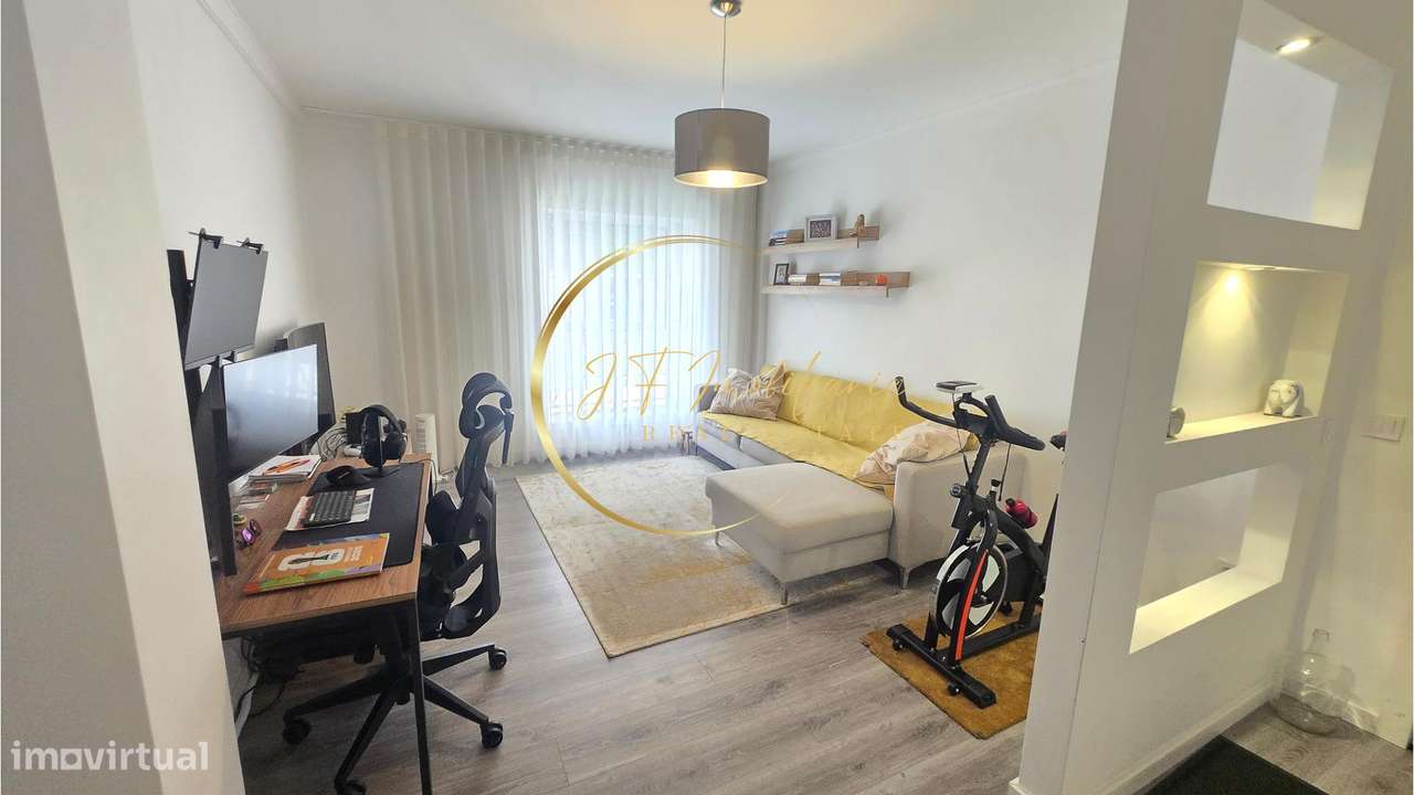 Apartamento T2 em Azurva com garagem-8