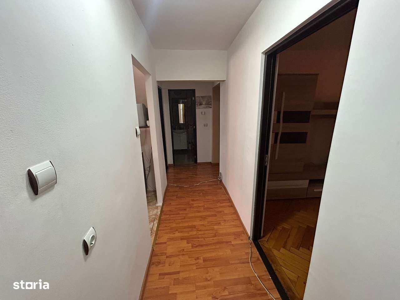 Apartament 3 camere, decomandat - zona Cetate-9