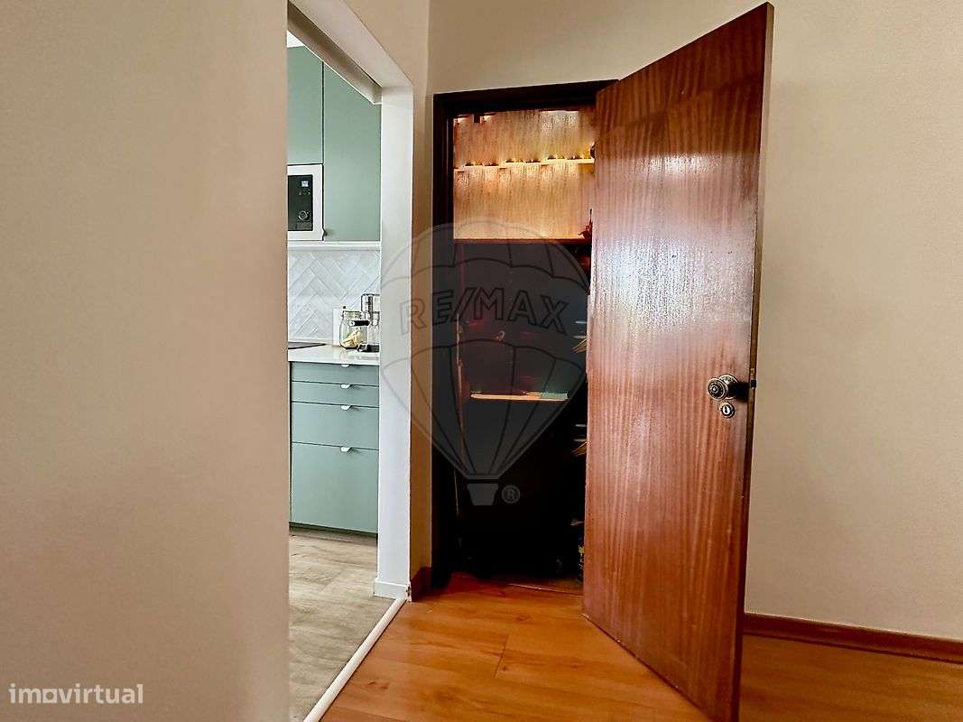 Apartamento T2 à venda em Lisboa-13