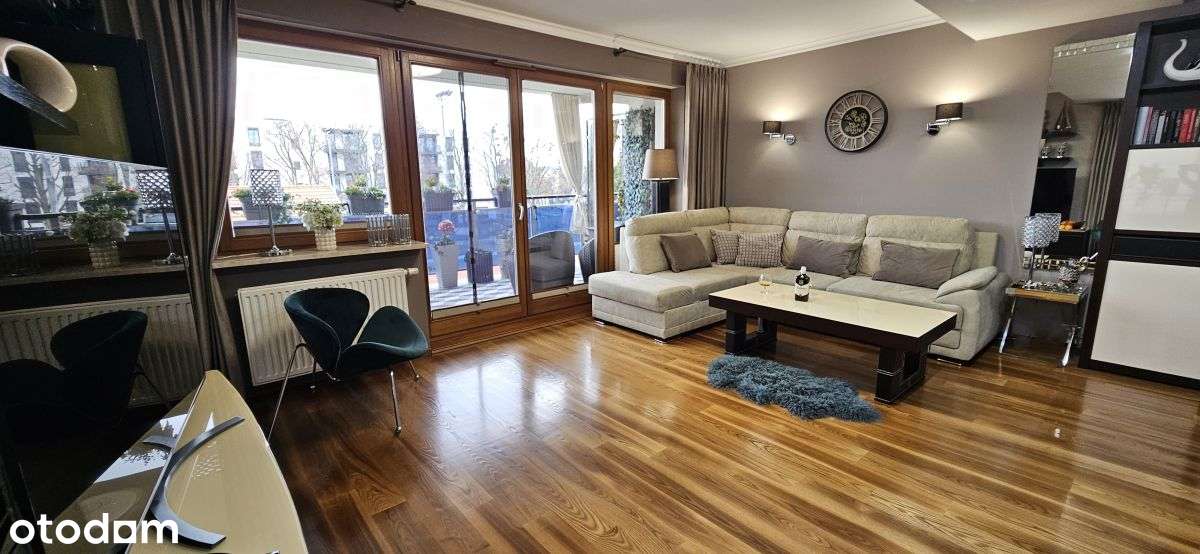 Piękny apartament w Centrum, 72m2 + taras, zamknięte osiedle, ochrona