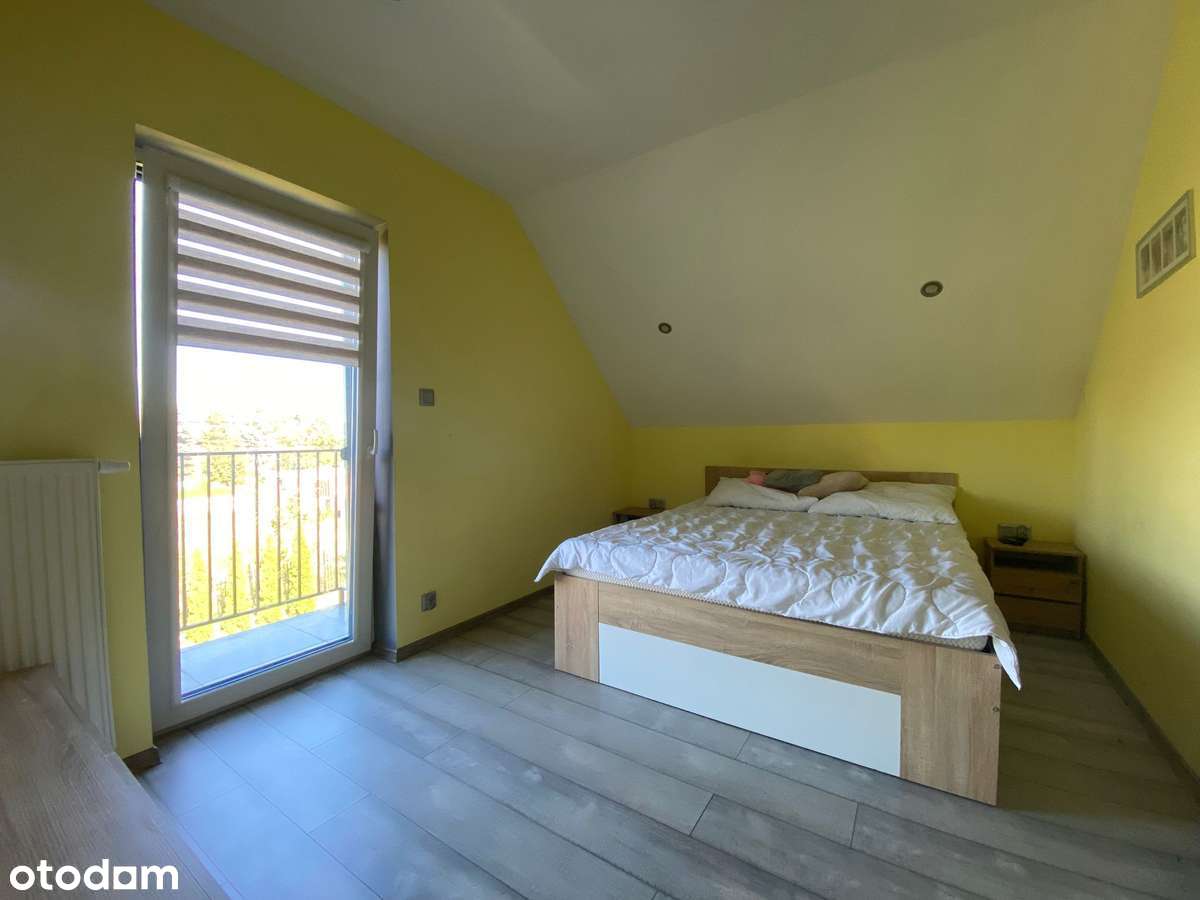 Nowoczesny dom w Kudrowicach - przestrzeń, komfort i dodatkowy garaż-14