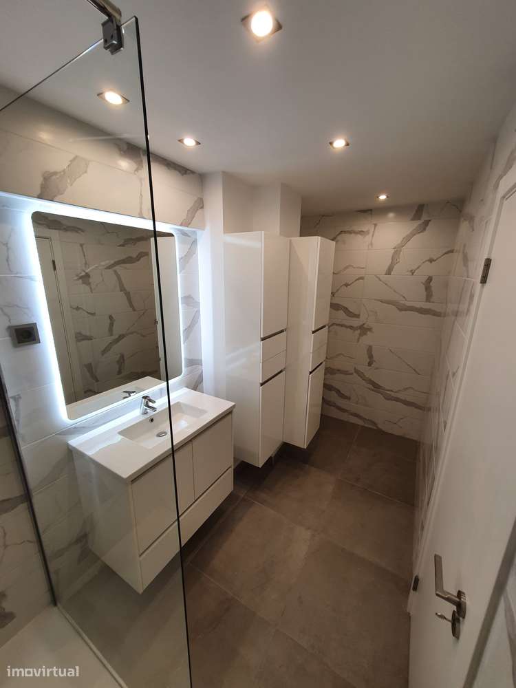 T2 REMODELADO c/varandas VANICELOS-12