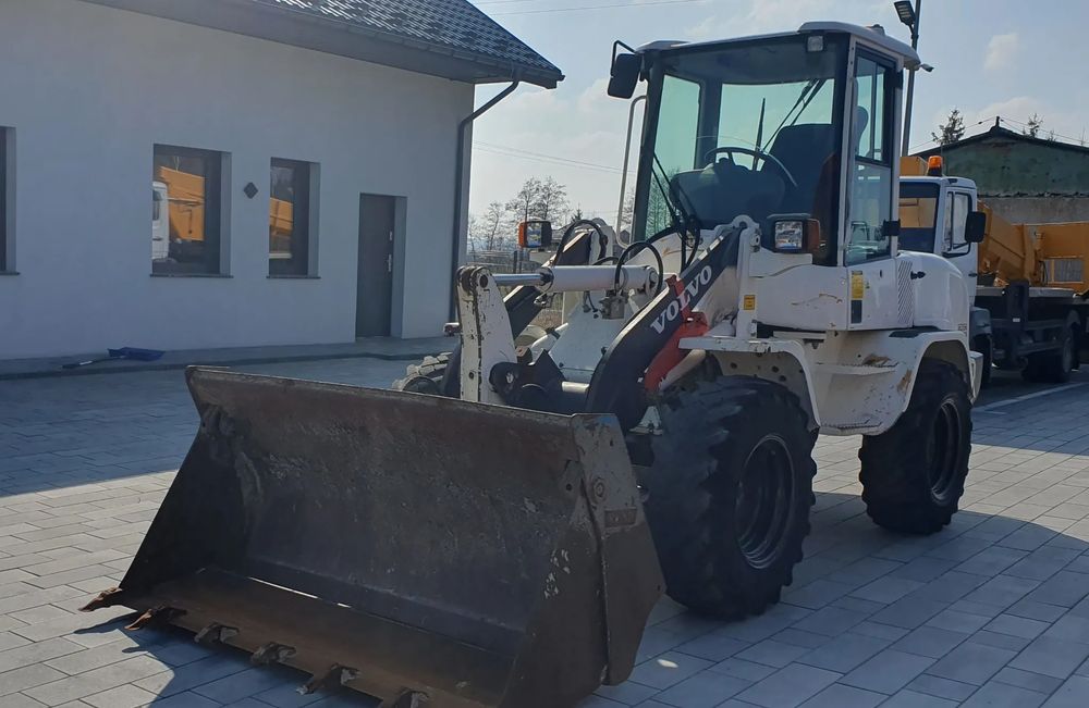 Volvo L30g 2014