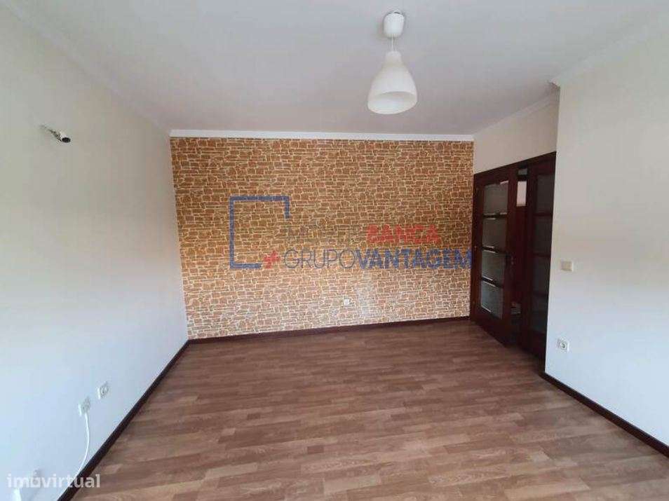 APARTAMENTO T1 - RAMALDE - PORTO - Grande imagem: 4/12