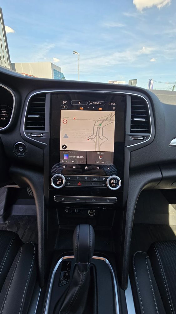Renault Megane TCE 140 EDC Techno