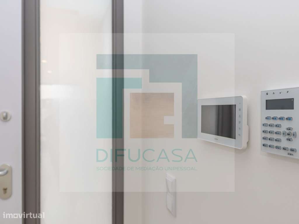 Moradia Isolada T4 c/ Garagem e Piscina - PRONTA A HABITAR - Grande imagem: 5/60