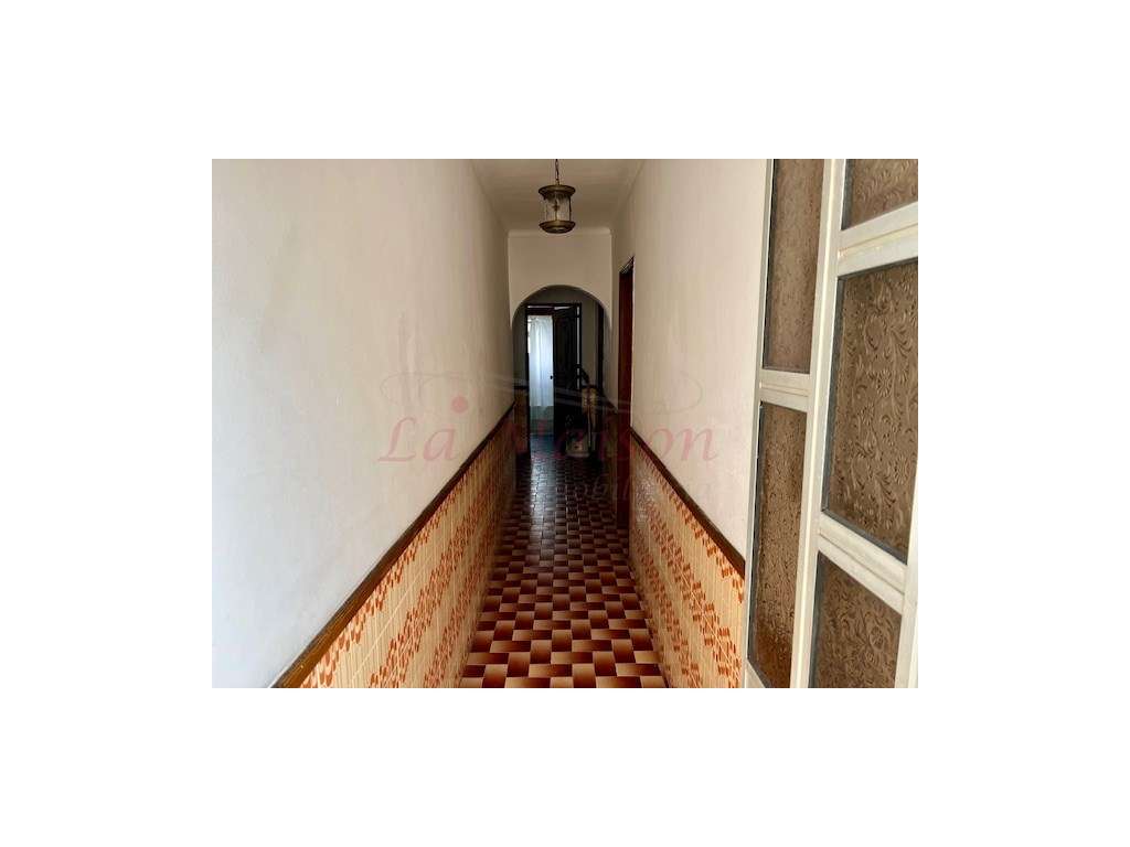 Moradia V5 Duplex em Famões-23