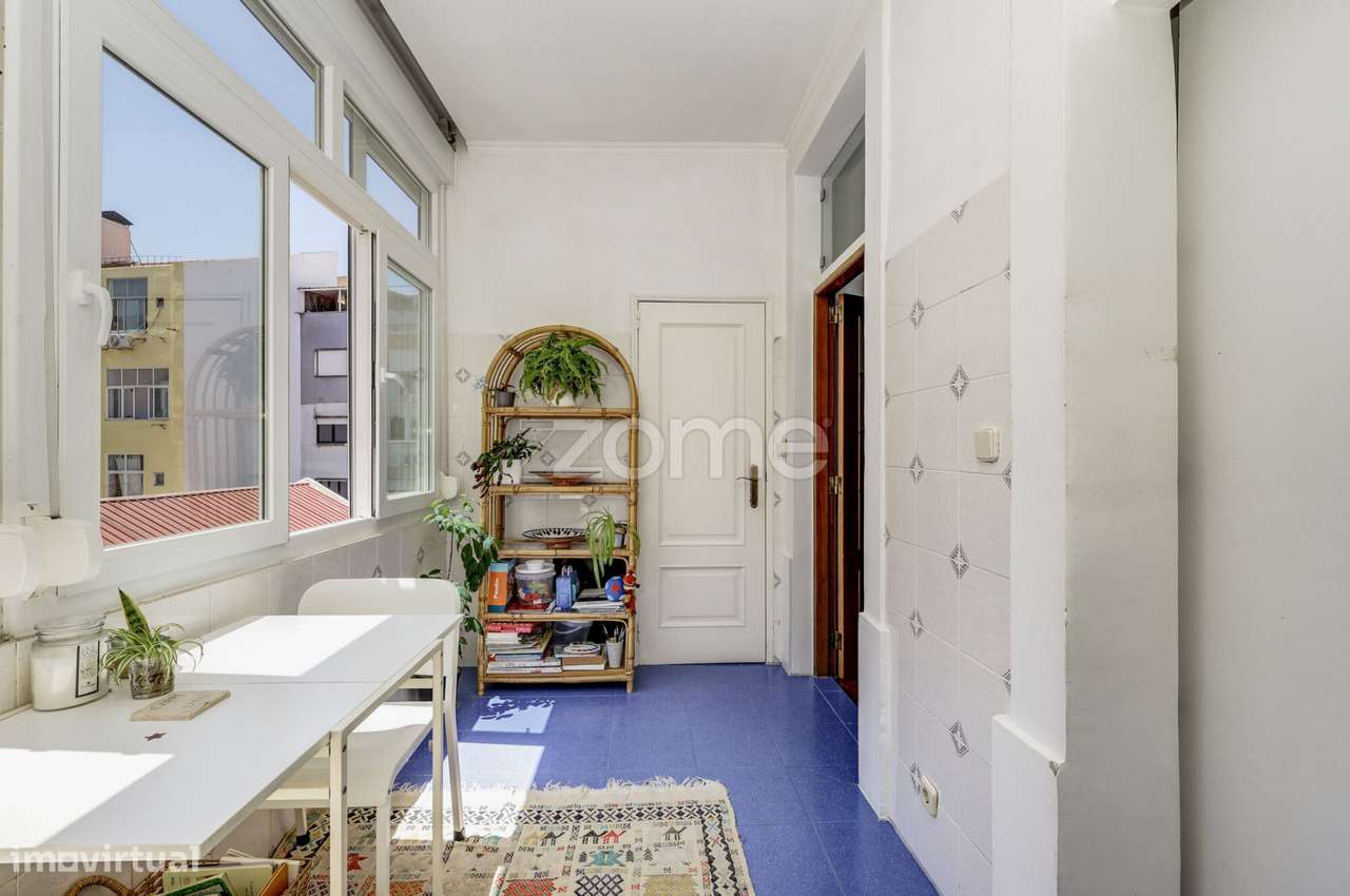 Apartamento de charme no coração de Lisboa.-13