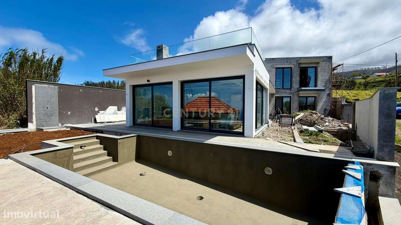 Moradia de Luxo em Ponta do Pargo, Vista Mar – 3 Quartos-15