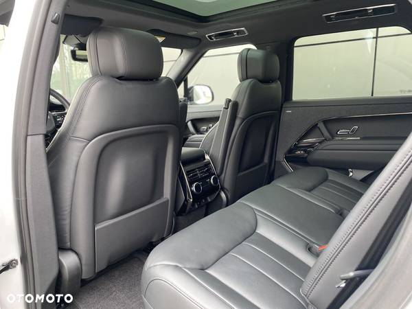 Land Rover Range Rover Sport S 3.0 D300 mHEV Dynamic HSE - 8