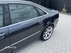 Audi A8 4.2 Quattro - 14