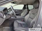 Volvo V60 Cross Country - 10