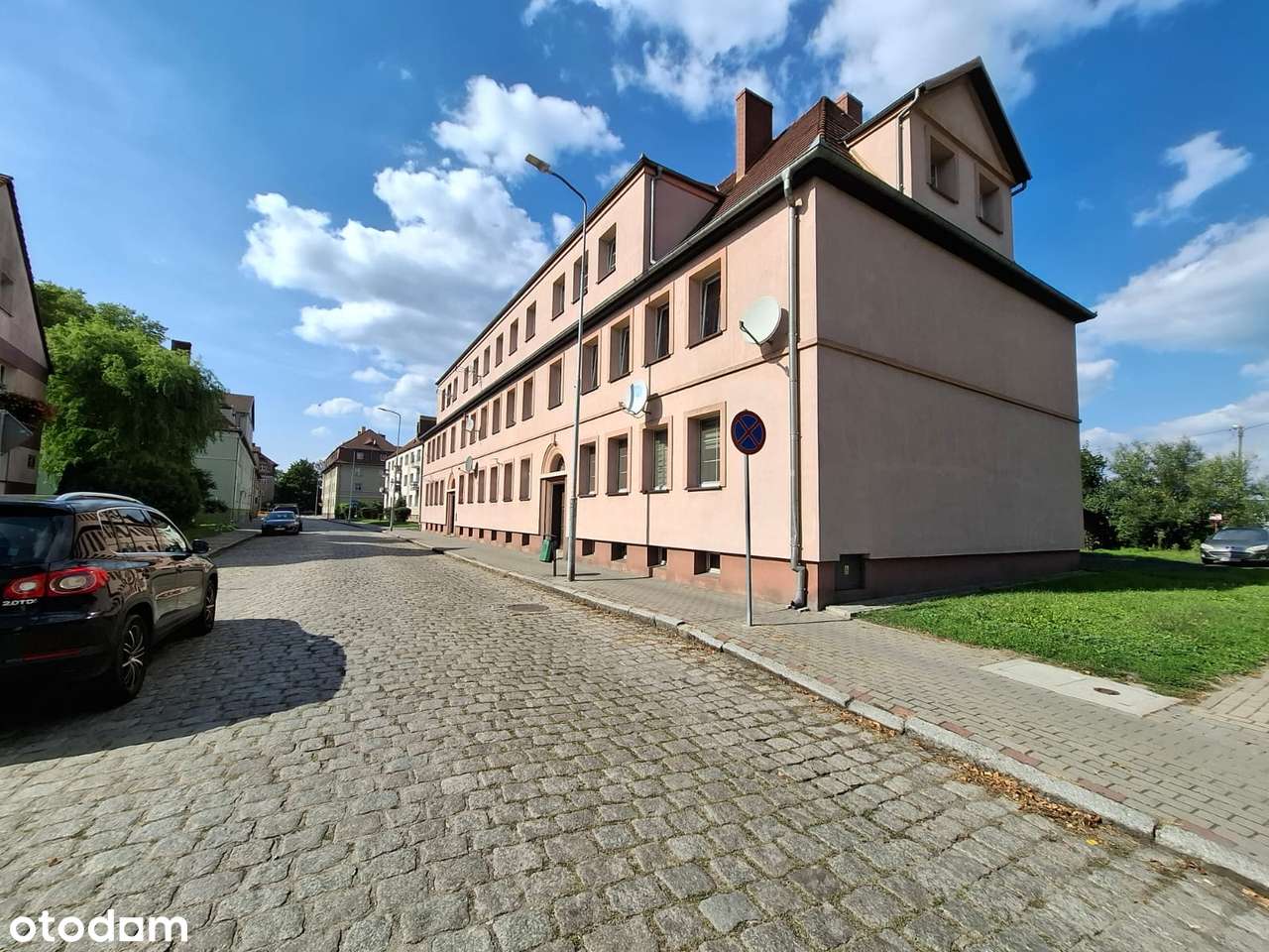 Uwaga! Nowa cena! Atrakcyjne mieszkanie w odnowionej kamienicy.-18