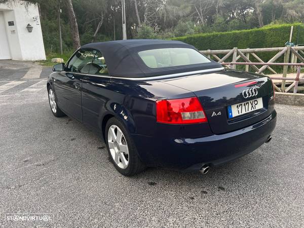 Audi A4 Cabrio 1.8 T Exclusive - 3