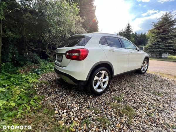 Mercedes-Benz GLA 250 7G-DCT SCORE - 5