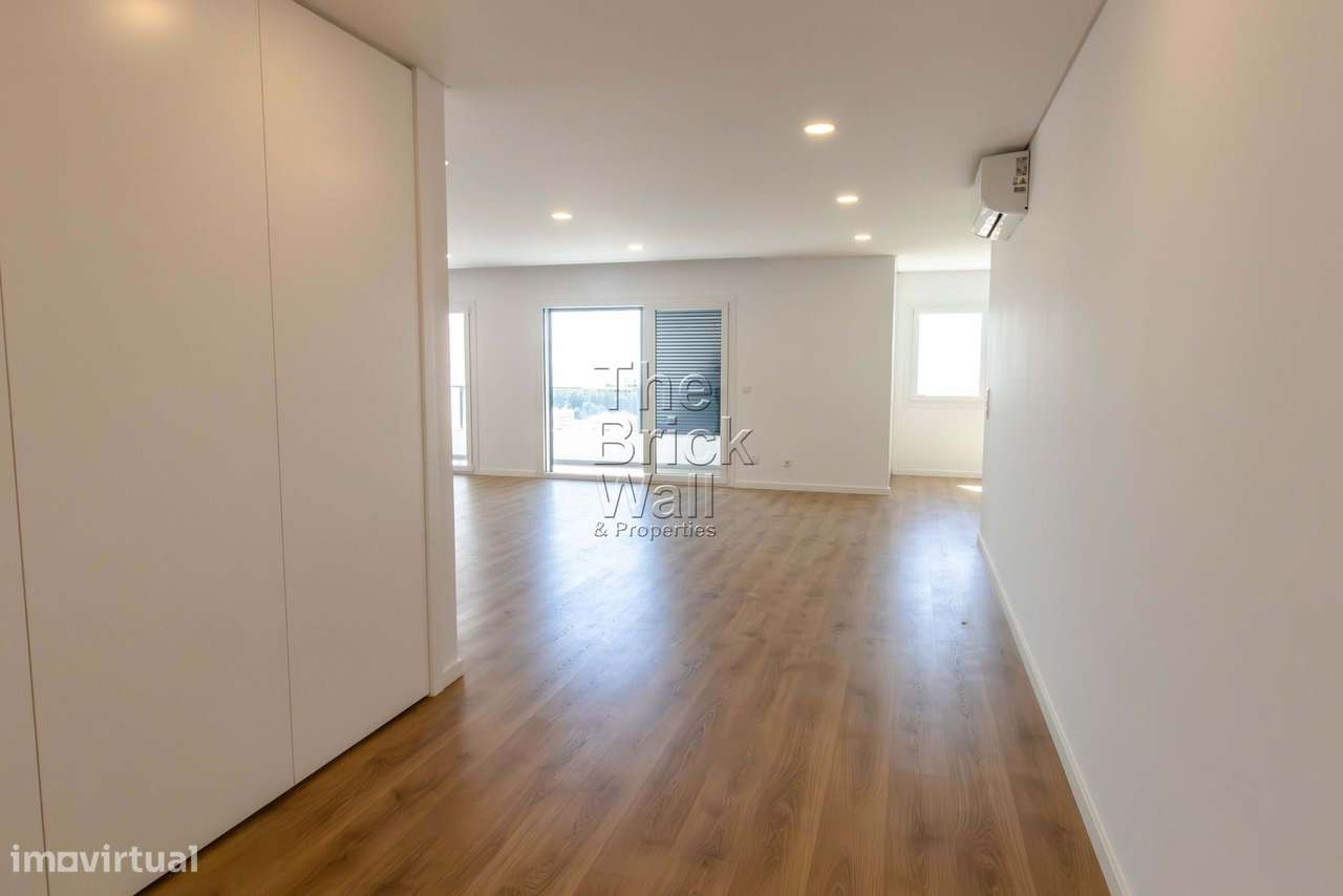 Apartamento com uma excelente vista e parq. para 1 carro no Bom Sucess - Grande imagem: 4/49