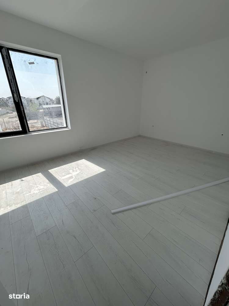 Duplex 4 camere 2 bai mansarda 210 teren Bragadiru - Imagine principală: 5/10