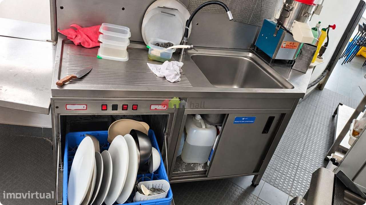 Av. Luísa Todi: Trespasse de Restaurante Pronto a Faturar – Vista Mar-40