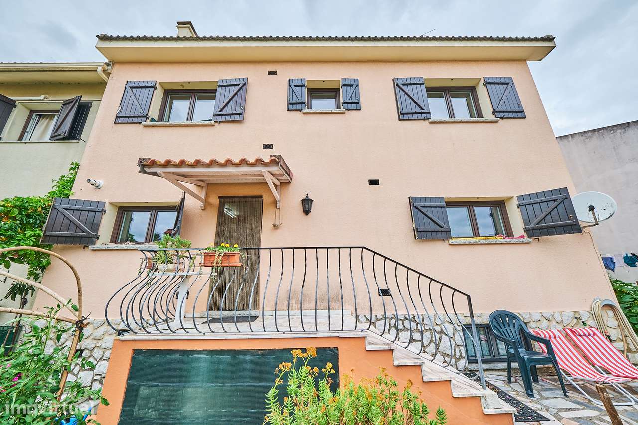 Moradia Geminada 4 Quartos - Pinhal Novo-8