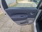 Renault Scenic 1.6 16V 110 Expression - 12