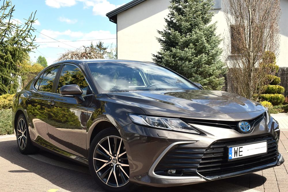Toyota Camry 2.5 Hybrid Prestige CVT 2022