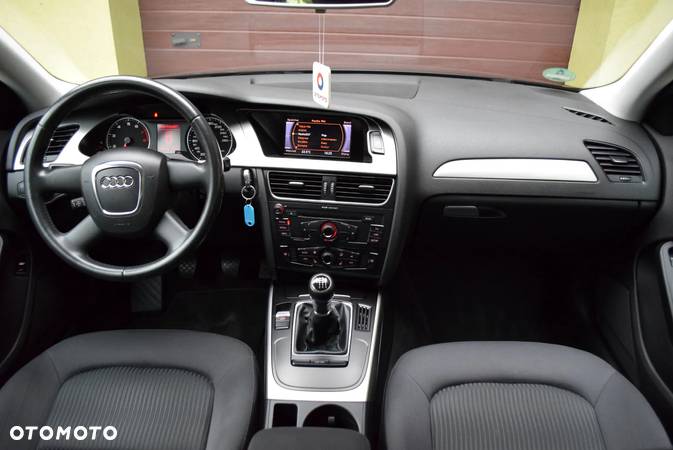 Audi A4 1.8 TFSI Ambiente - 13