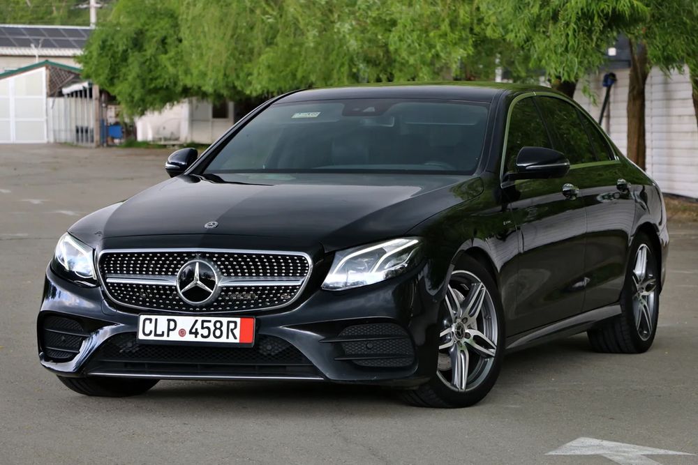 Mercedes-Benz E 220 d 9G-TRONIC AMG Line 2018