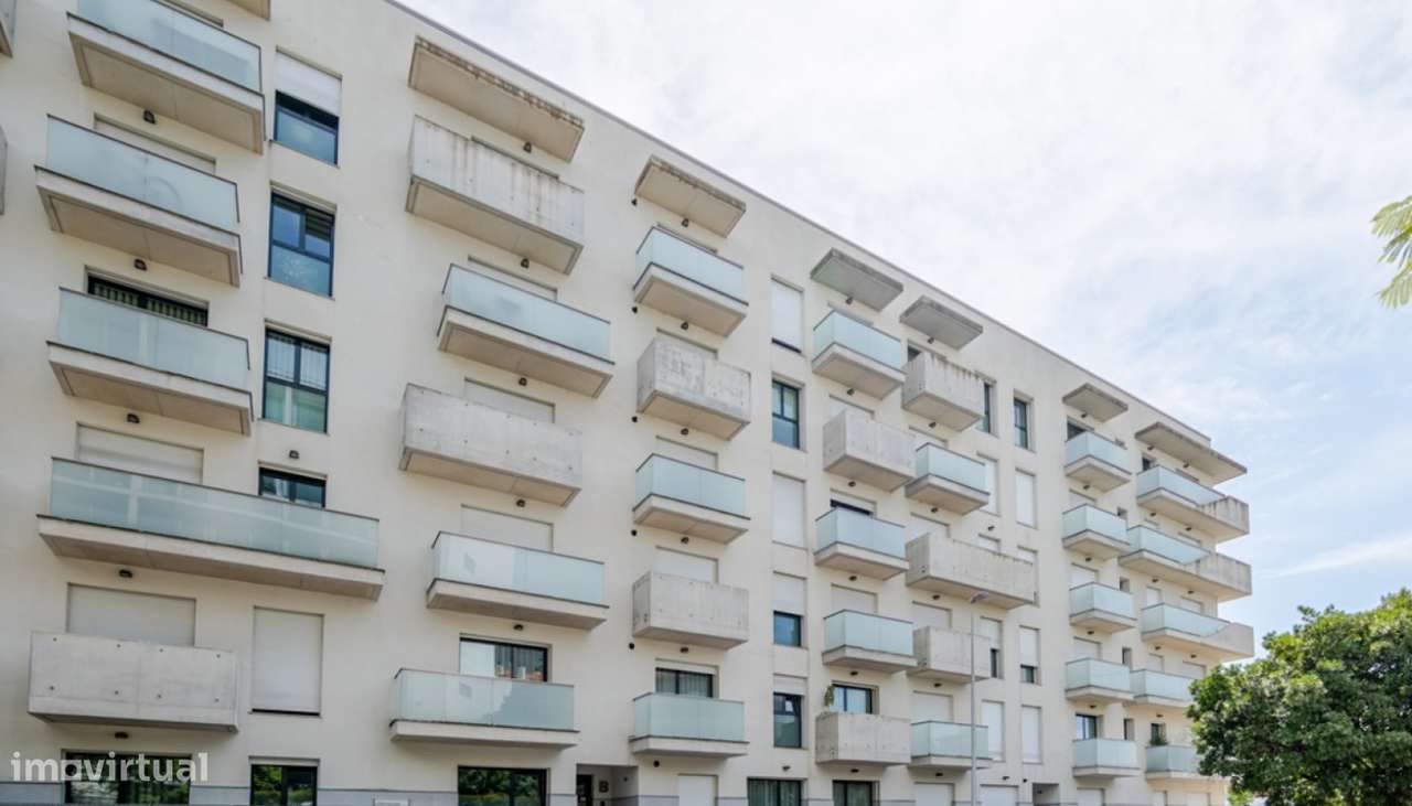 Apartamento T1 com varanda em Lordelo do Ouro no Porto-17
