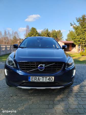 Volvo XC 60 D4 Drive-E Ocean Race - 3