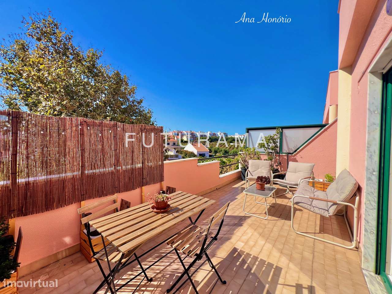 T2 Penthose Rodeada Terraços, Mjuita Luz e Vista de Mar - REMODELADO-41