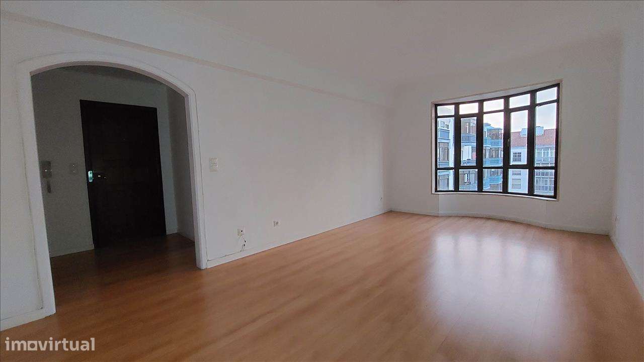 Apartamento em Sintra, Algueirão-Mem Martins - Grande imagem: 4/13