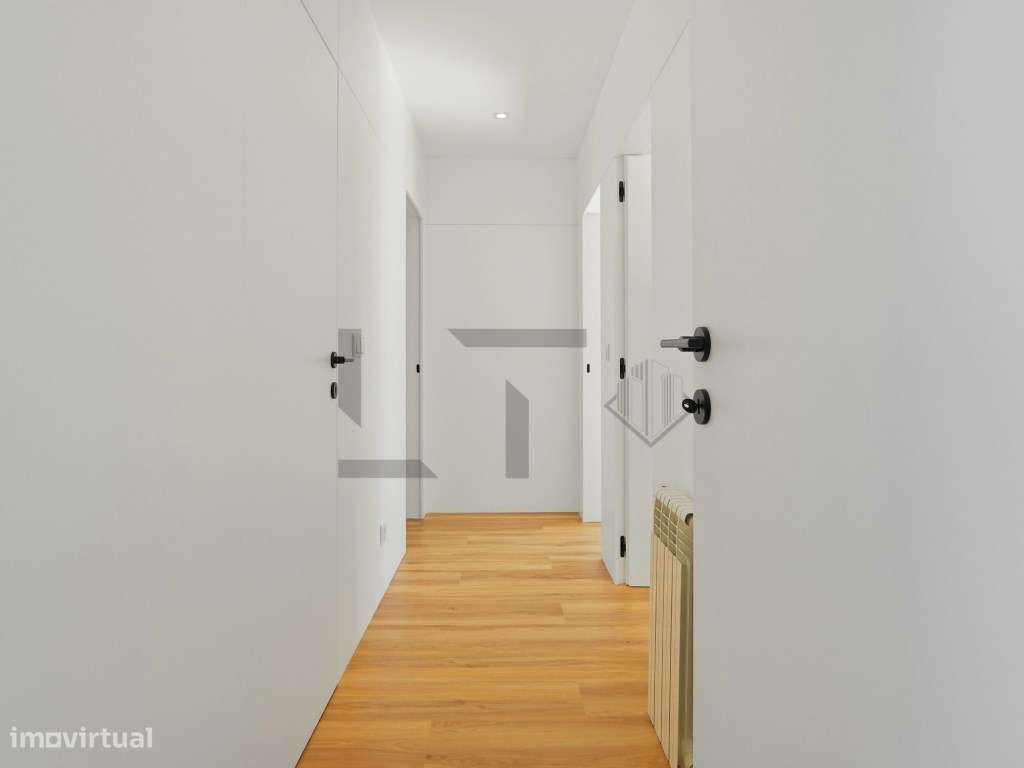 Penthouse T3 (possível T4) com Terraço, plena vista Rio e Garagem, ...-23